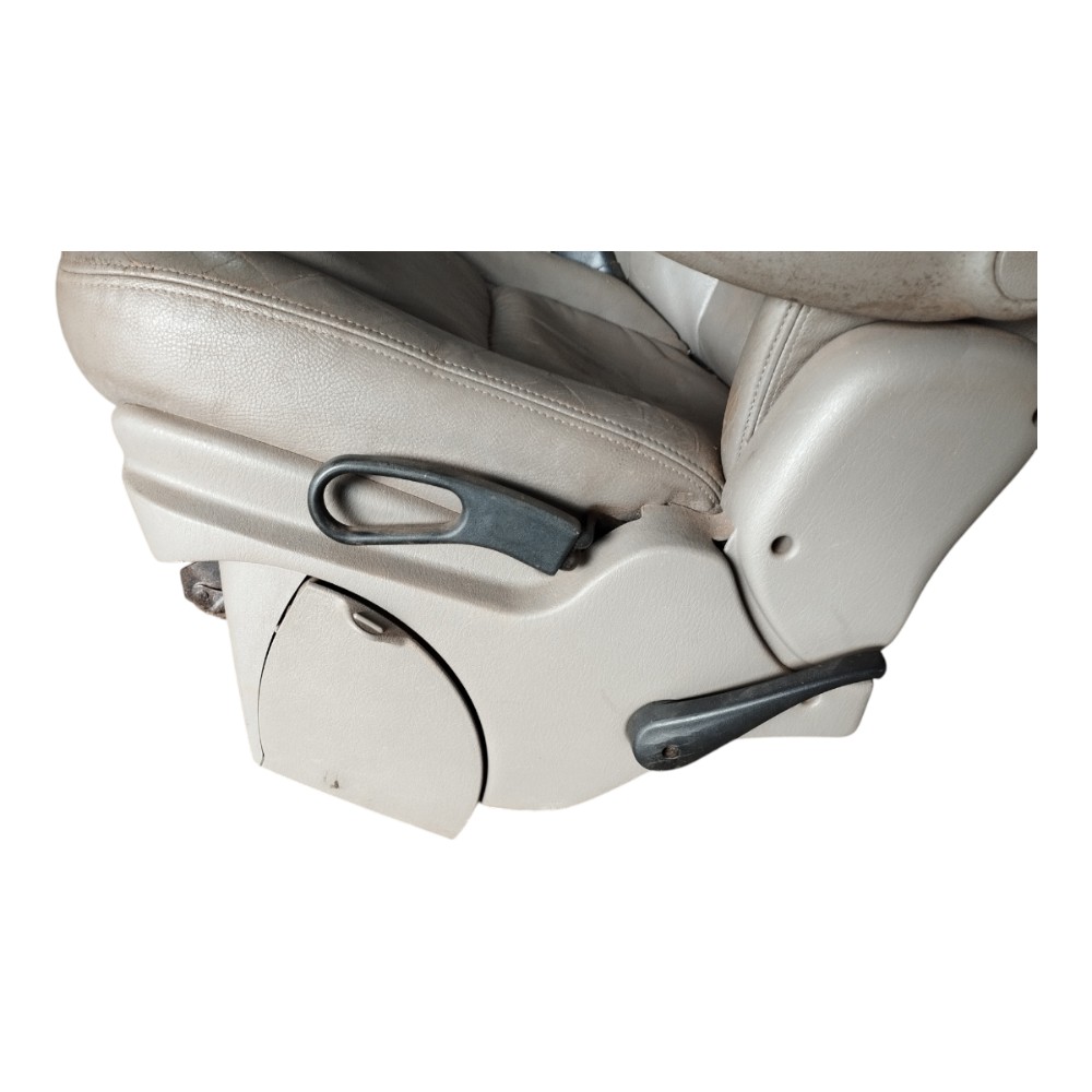 Banco Traseiro Esquerdo Chrysler Grand Caravan 2003 3.3 V578 6