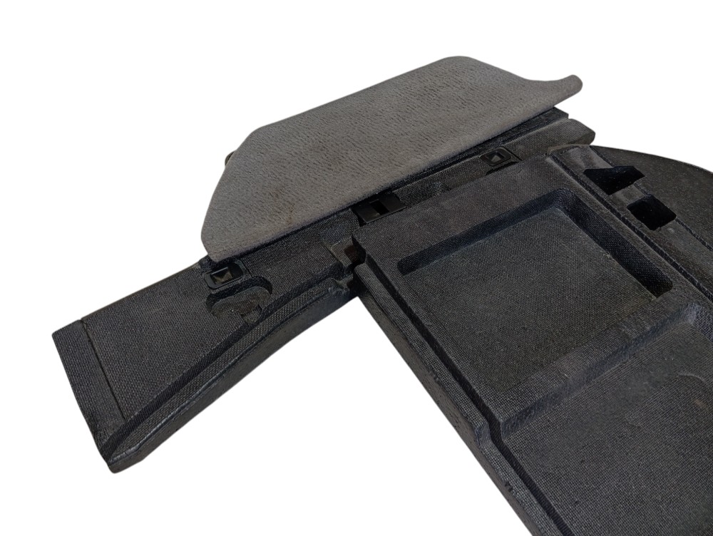 Isopor Porta Malas Subaru Legacy 2003 5