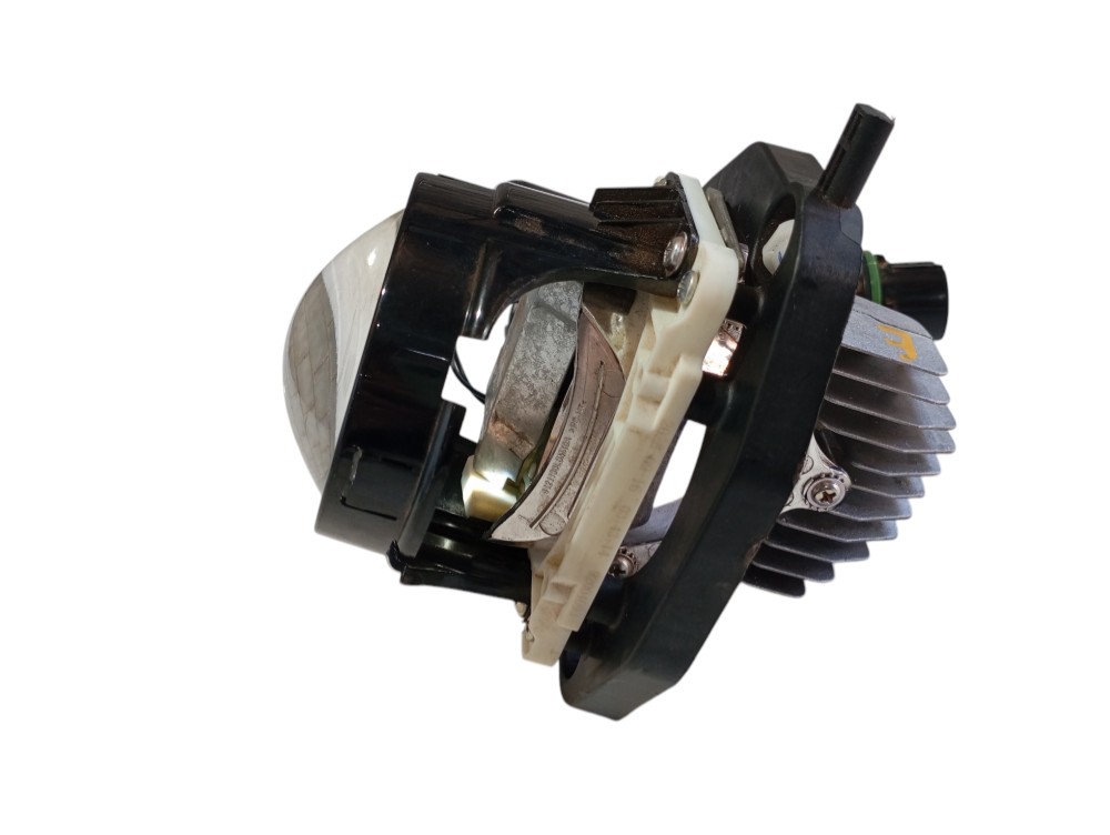 Globo Farol Esquerdo Gwm Ora Gt 2023 2024 V625 4