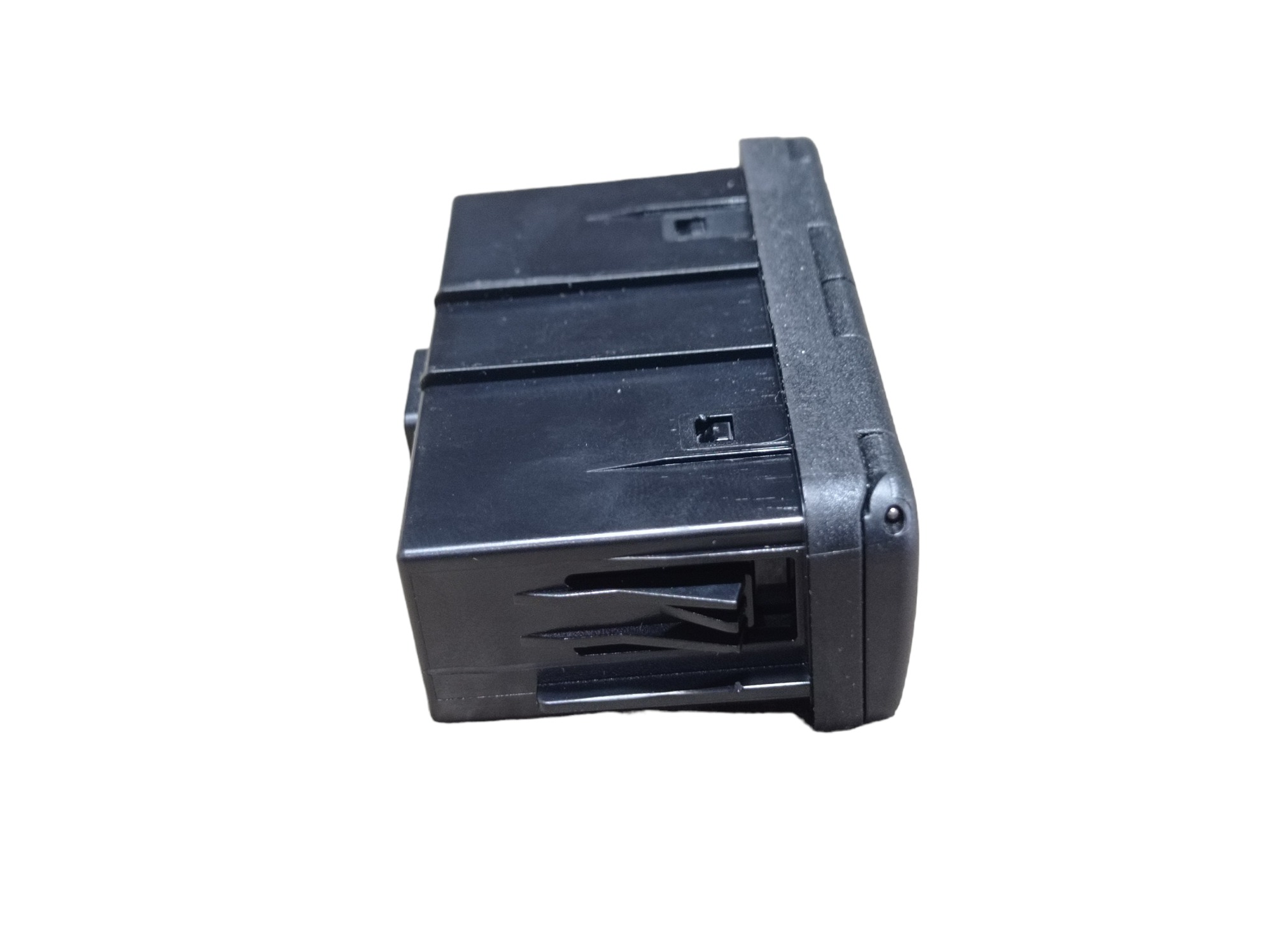 Entrada Usb Gwm Haval H6 Gt 1.5 2024 V598 6