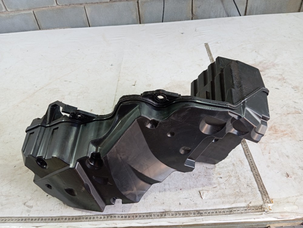 Caixa Alto Falante Traseiro Lexus Rx500hf 2023 V619 9