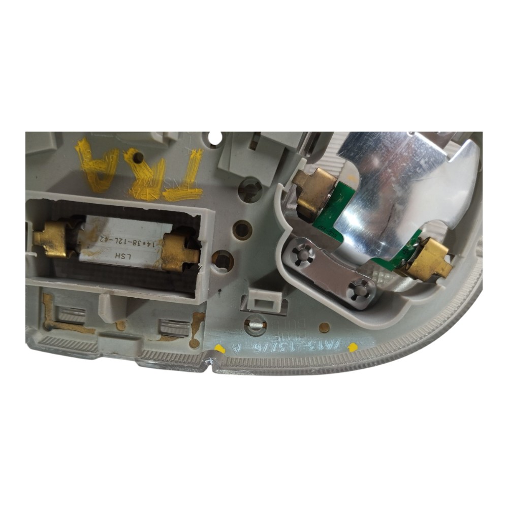 Luz Cortesia Interna Traseira Ford Fusion 2009 2012 V637 8