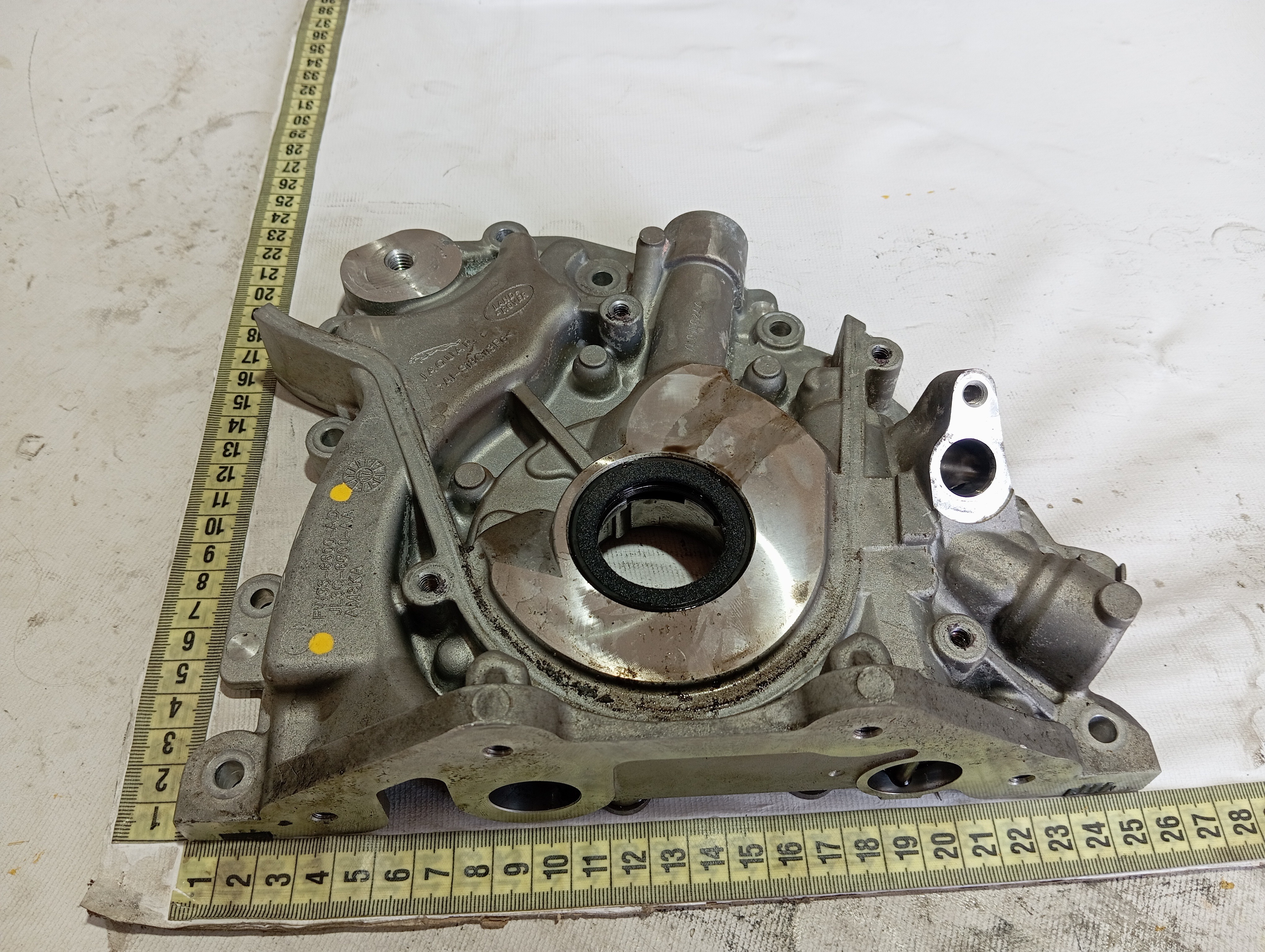 Bomba Óleo Land Rover Discovery 5 2020 V562 8