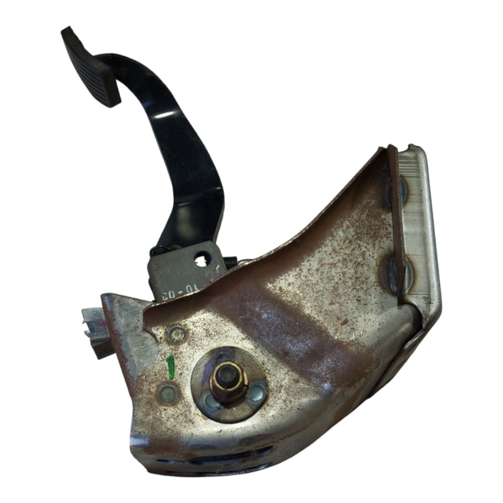 Pedal Freio Mitsubishi L200 Sport 2004 a 07 V638 8