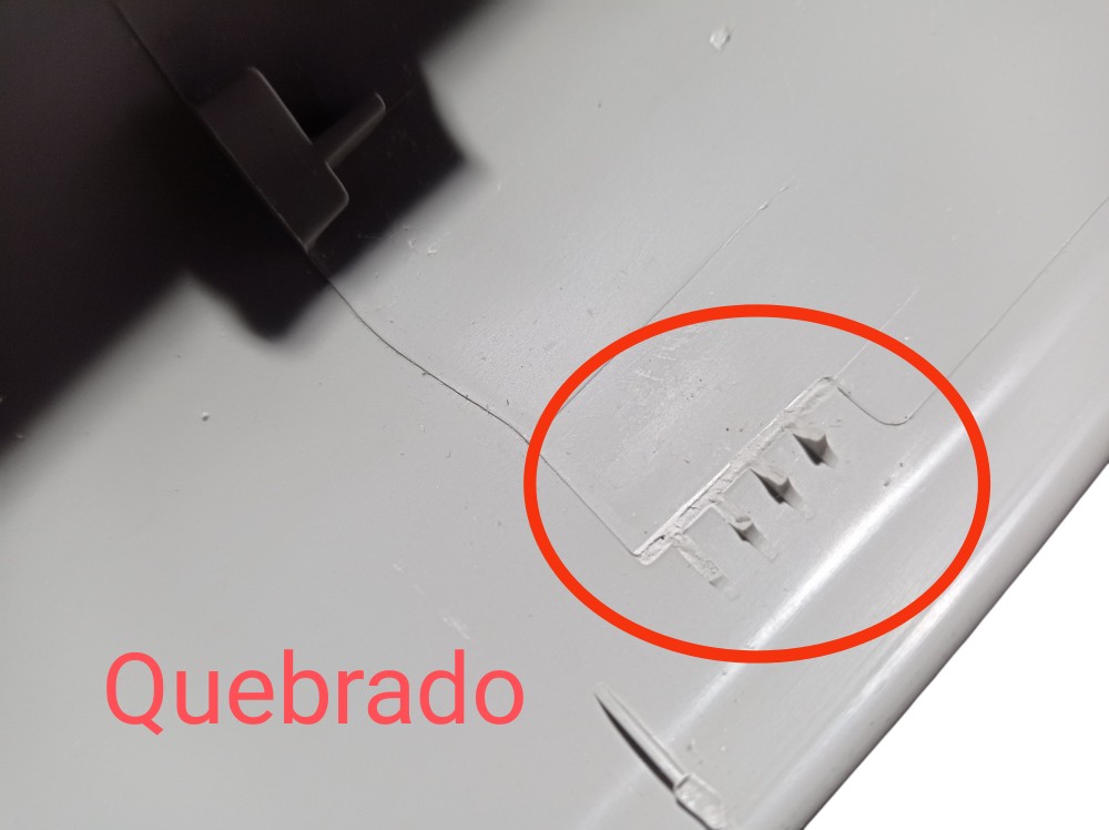Acabamento Coluna Parabrisa Esquerda Renault Zoe 2023 V617 7