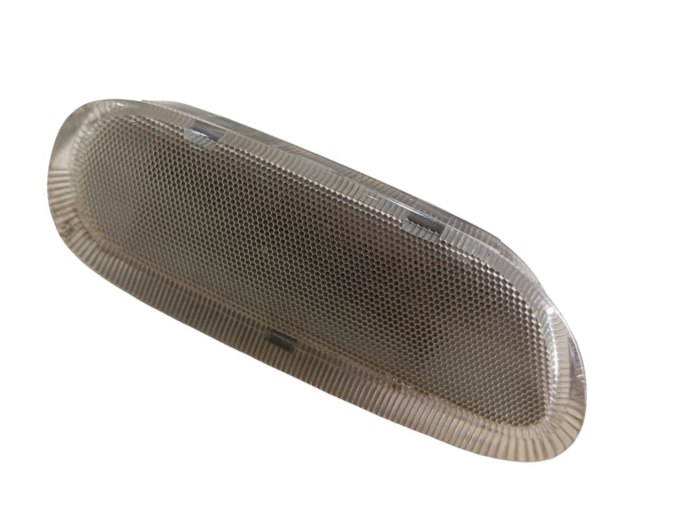 Luz Cortesia Porta Diant Esquerda Land Cruiser Prado 05 V620 3