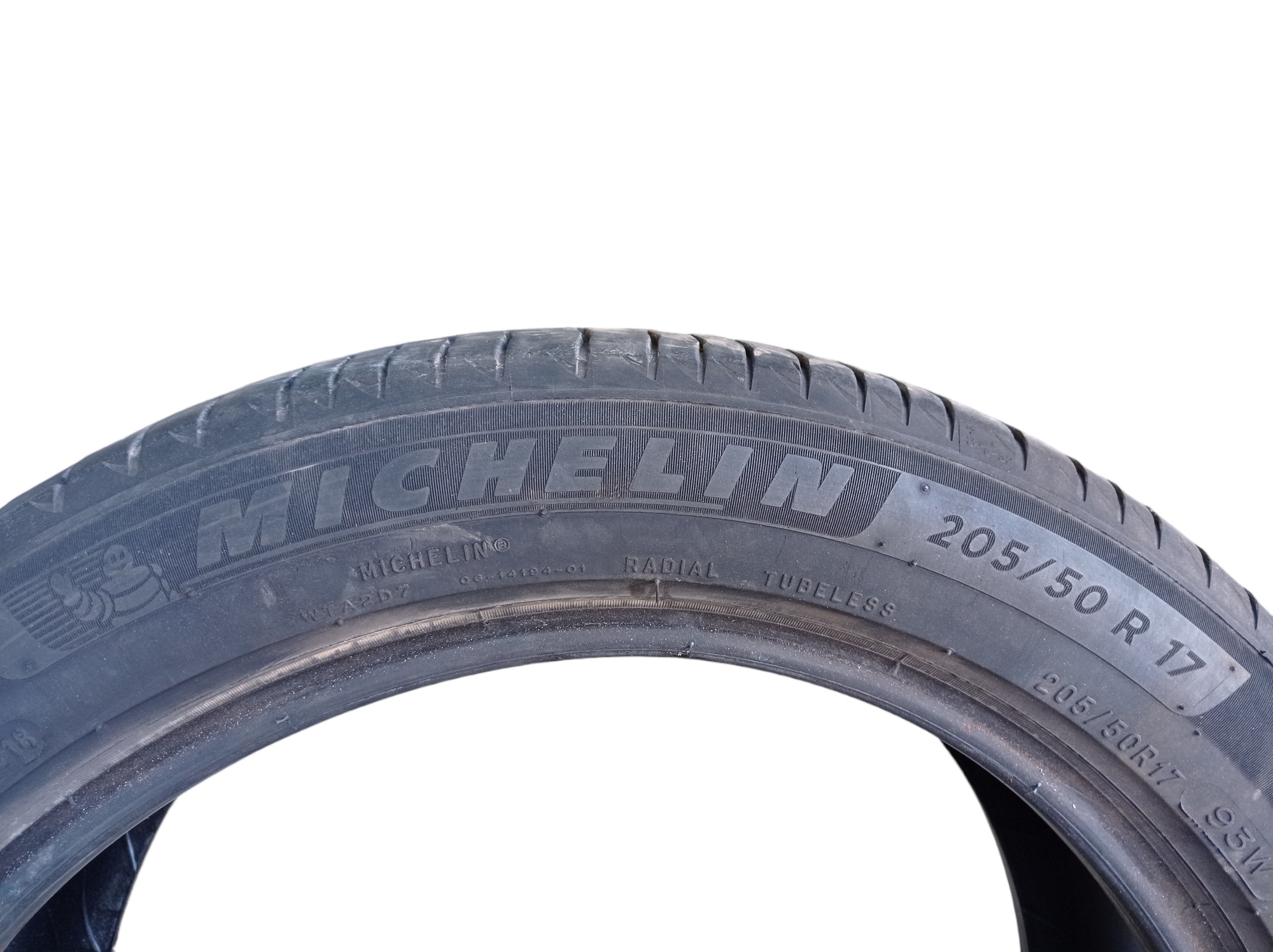 Pneu Aro 17 Michelin Primacy 4 205/50 R17 2