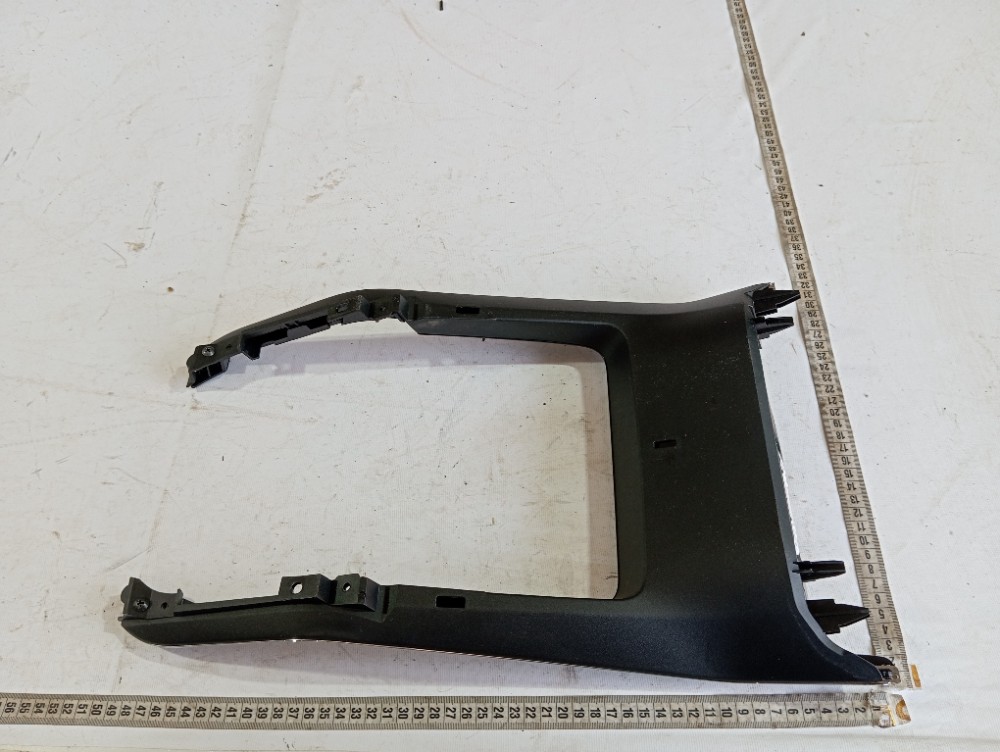 Moldura Botão Pisca Alerta Gwm Haval H6 2024 V610 9