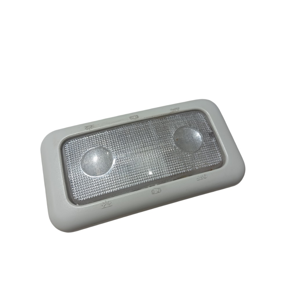 Luz cortesia teto Fiat Mobi 2019 3