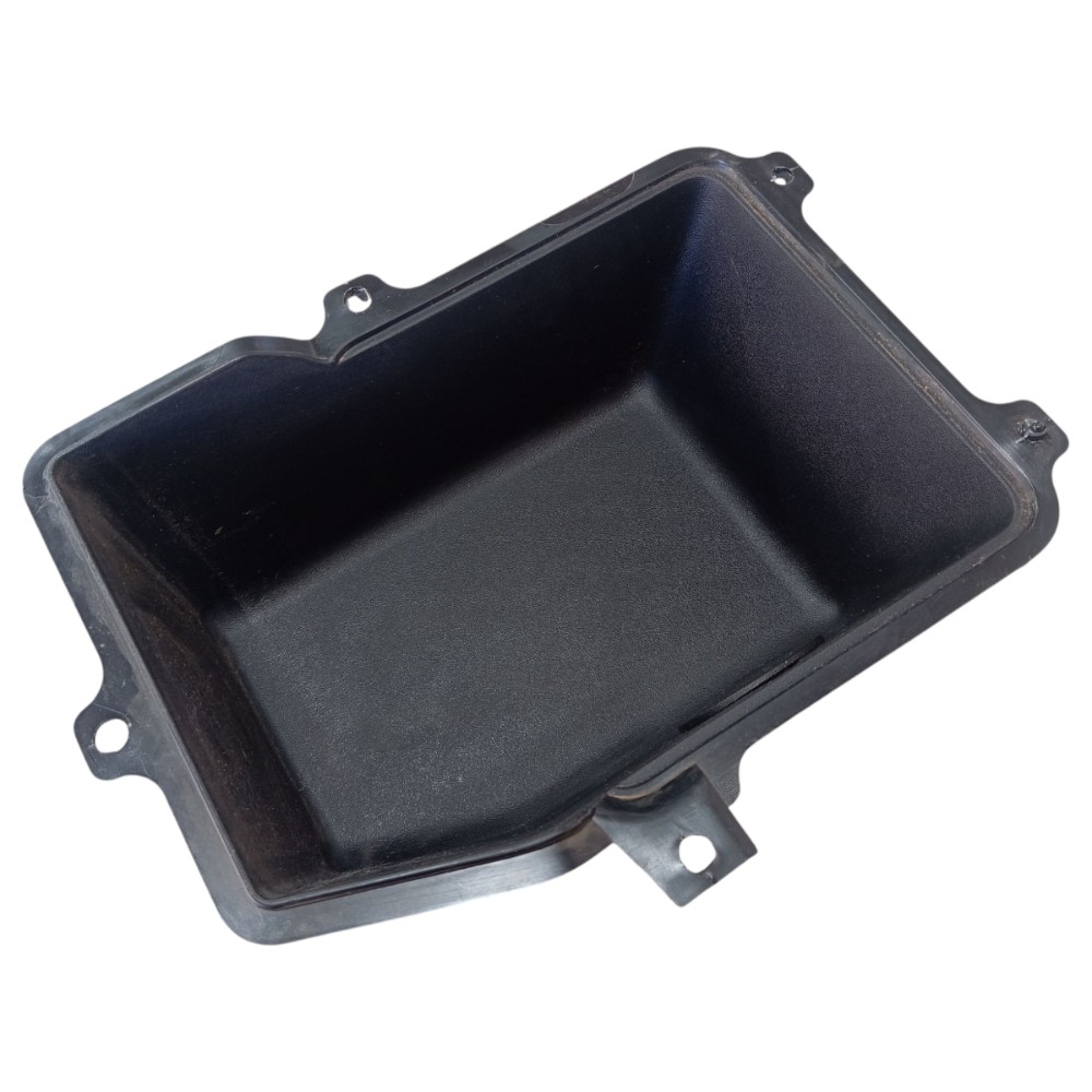 Acabamento Tampa Traseira Suzuki Grand Vitara 2012 A 15 V649 3