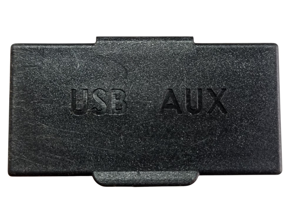 Entrada Usb Auxiliar Mitsubishi Lancer 2017 V334 2