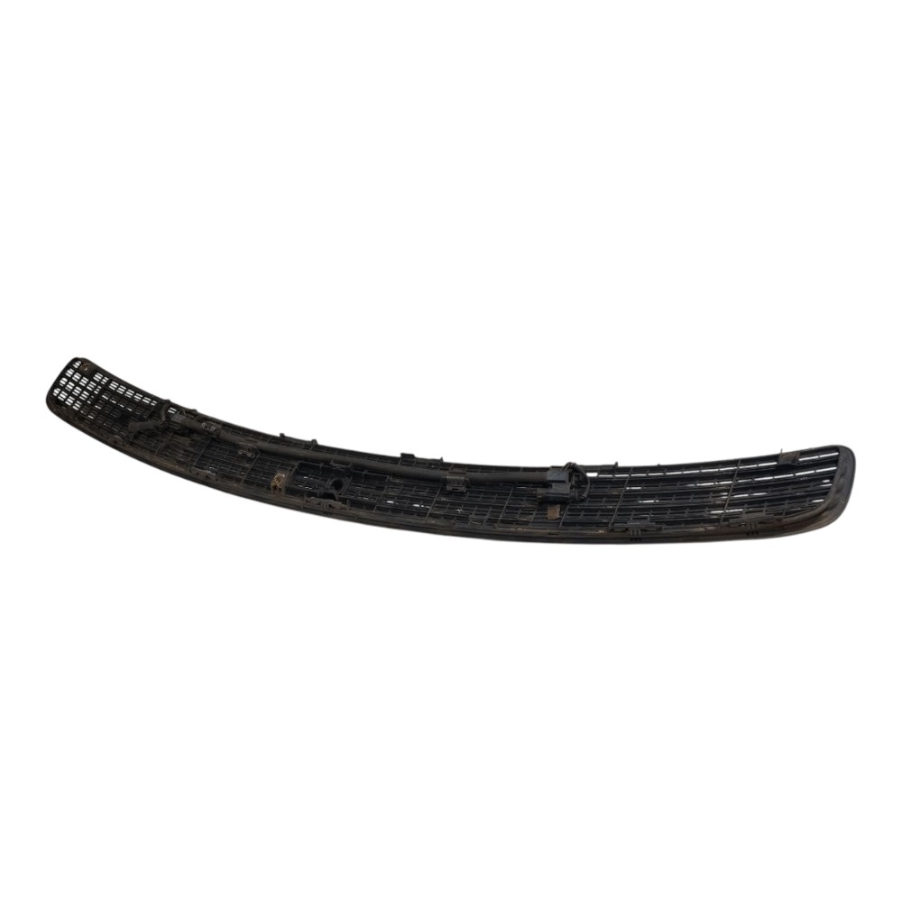 Grade Capô Mercedes C180 2002 2007 V661 8