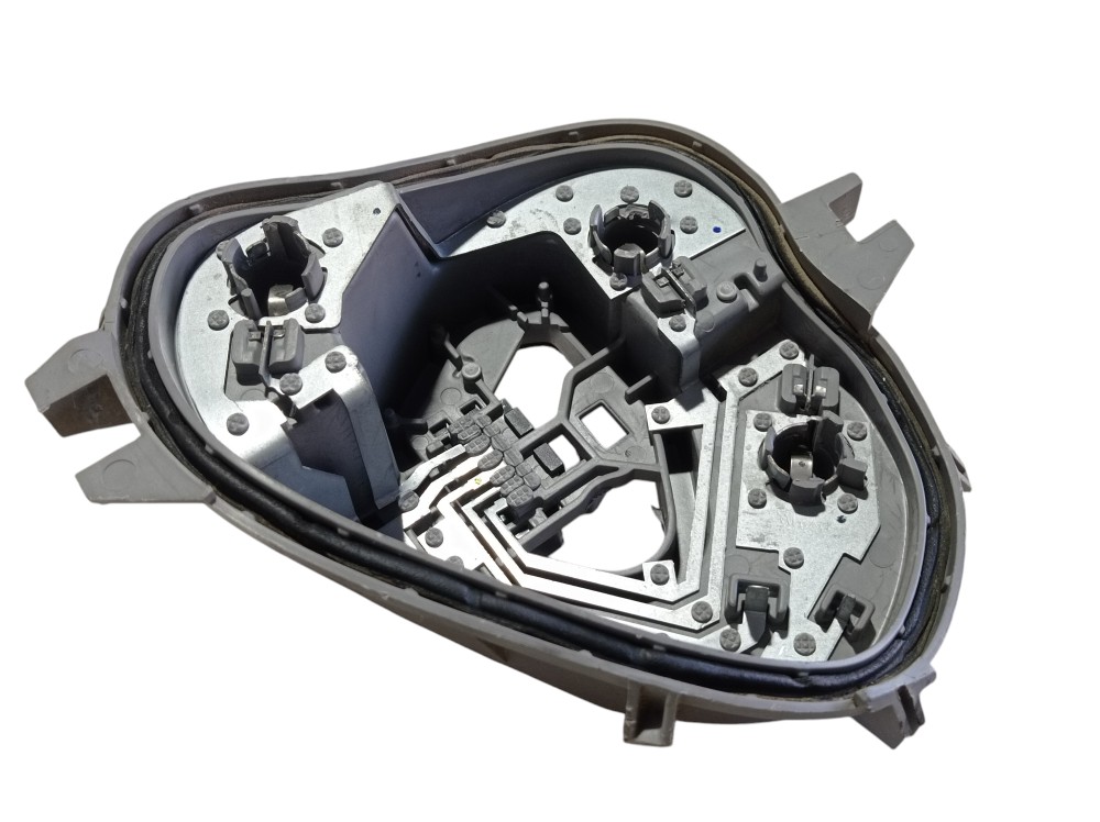Circuito Lanterna Soquete Traseira Esquerda Peugeot 208 V312 1