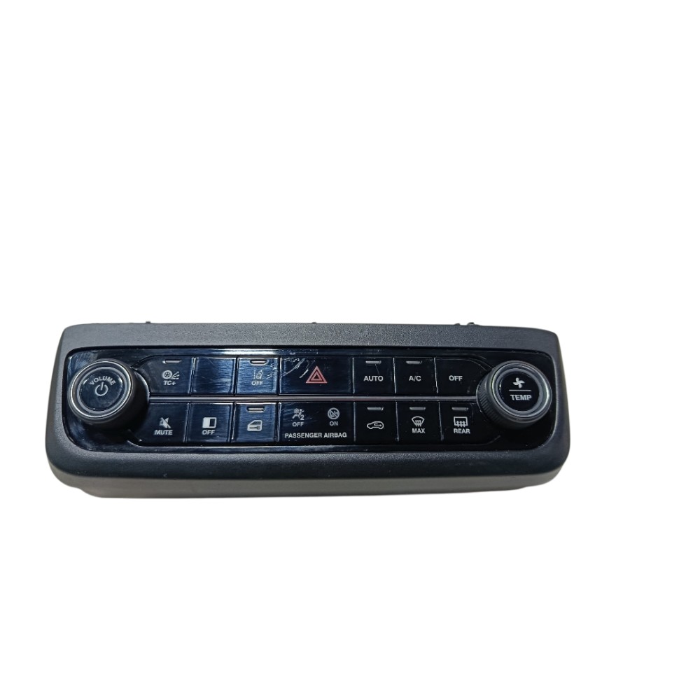 Comando ar condicionado pisca alerta Fiat Fastback 23 2024