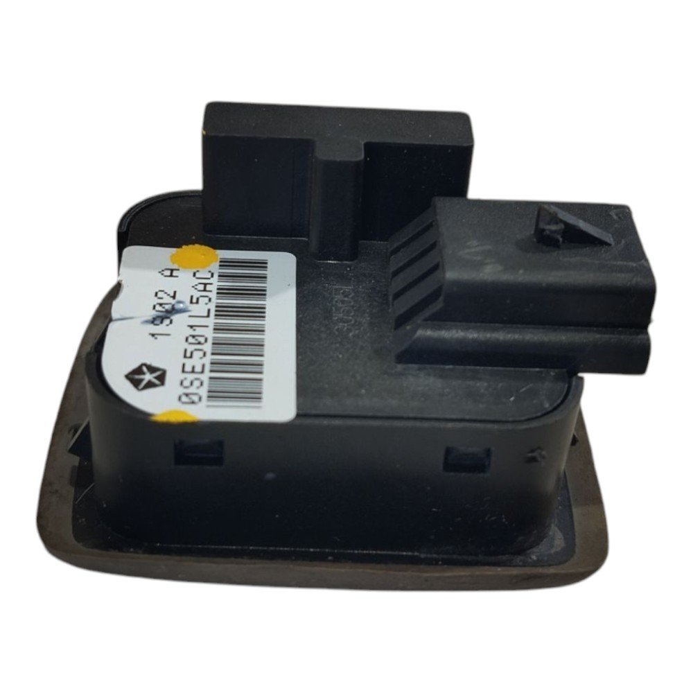 Botão Porta Traseira Direita Chrysler Grand Caravan V578 4