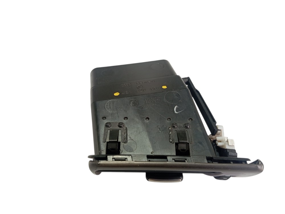 Difusor Ar Esquerdo Painel Audi A6 1997 A 2005 V261 8