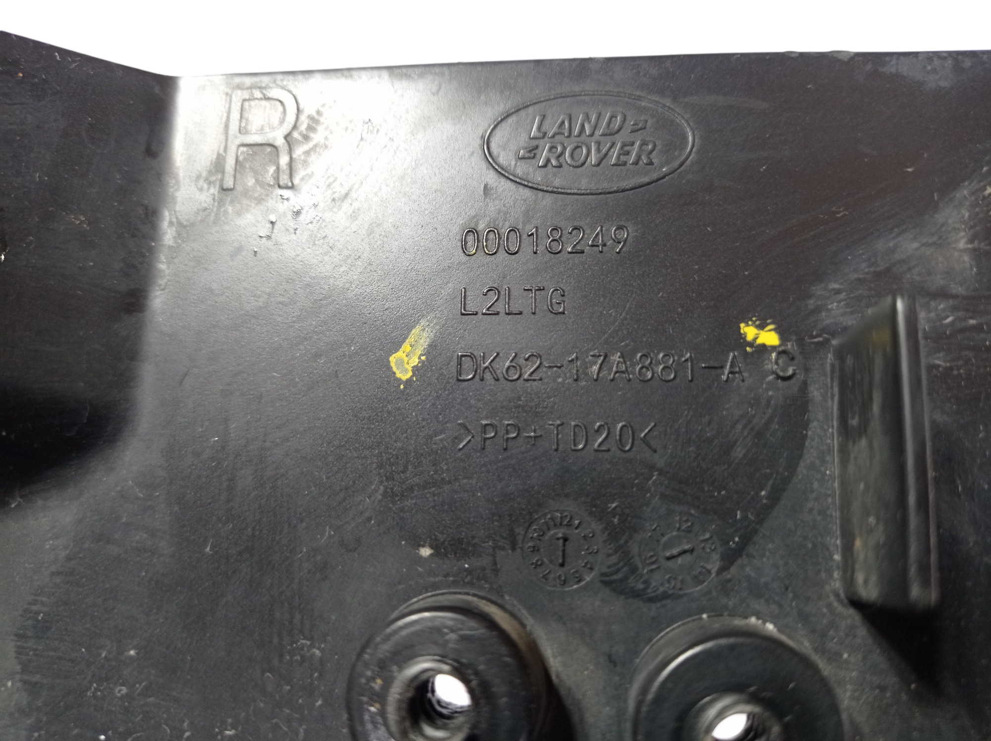 Suporte Parachoqu Traseiro Direito Range Rover Sport 14 V592 7