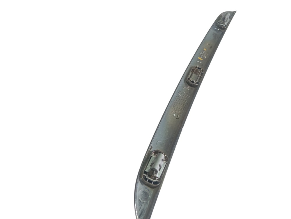 Friso Tampa Traseira Peugeot 208 2014 V312 4