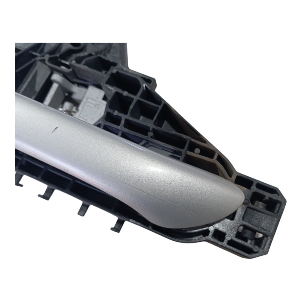 Maçaneta Ext Porta Dianteira Esquerda Mercedes B180 10 V630 Dianteira 8