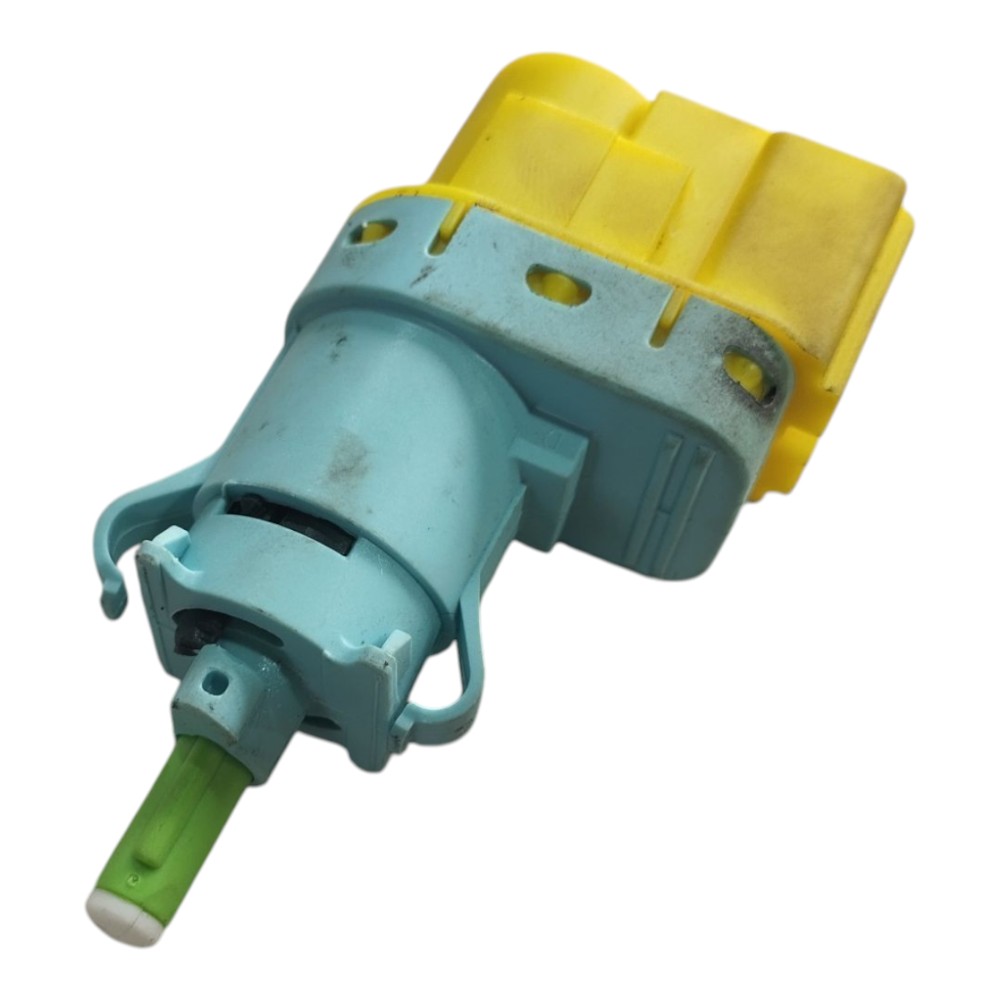 Sensor pedal freio fiat mobi 2021 a 25 v654 3