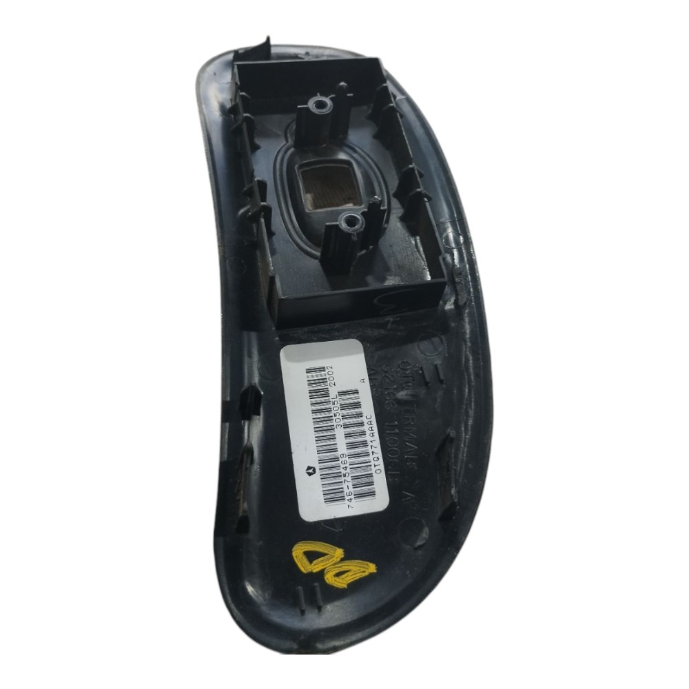 Moldura Botão Vidro Dianteira Direita Grand Caravan  03 V578 5