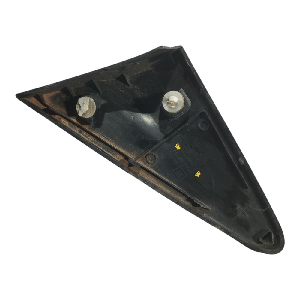 Moldura Retrovisor Direito Chevrolet Onix Prisma 2013 A 2019 2