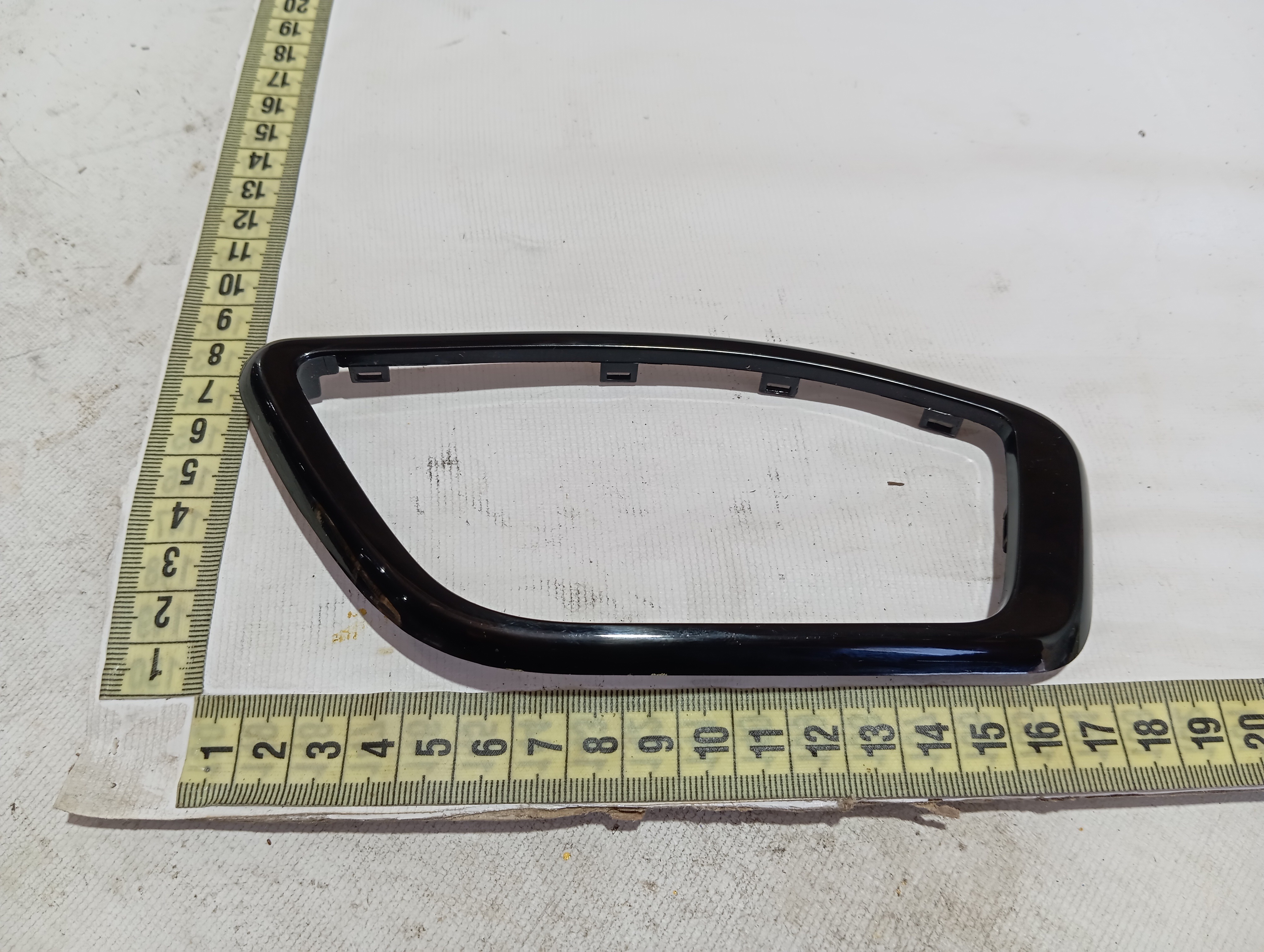 Moldura Maçaneta Porta Tras Esquerda Range Rover Evoque V600 10