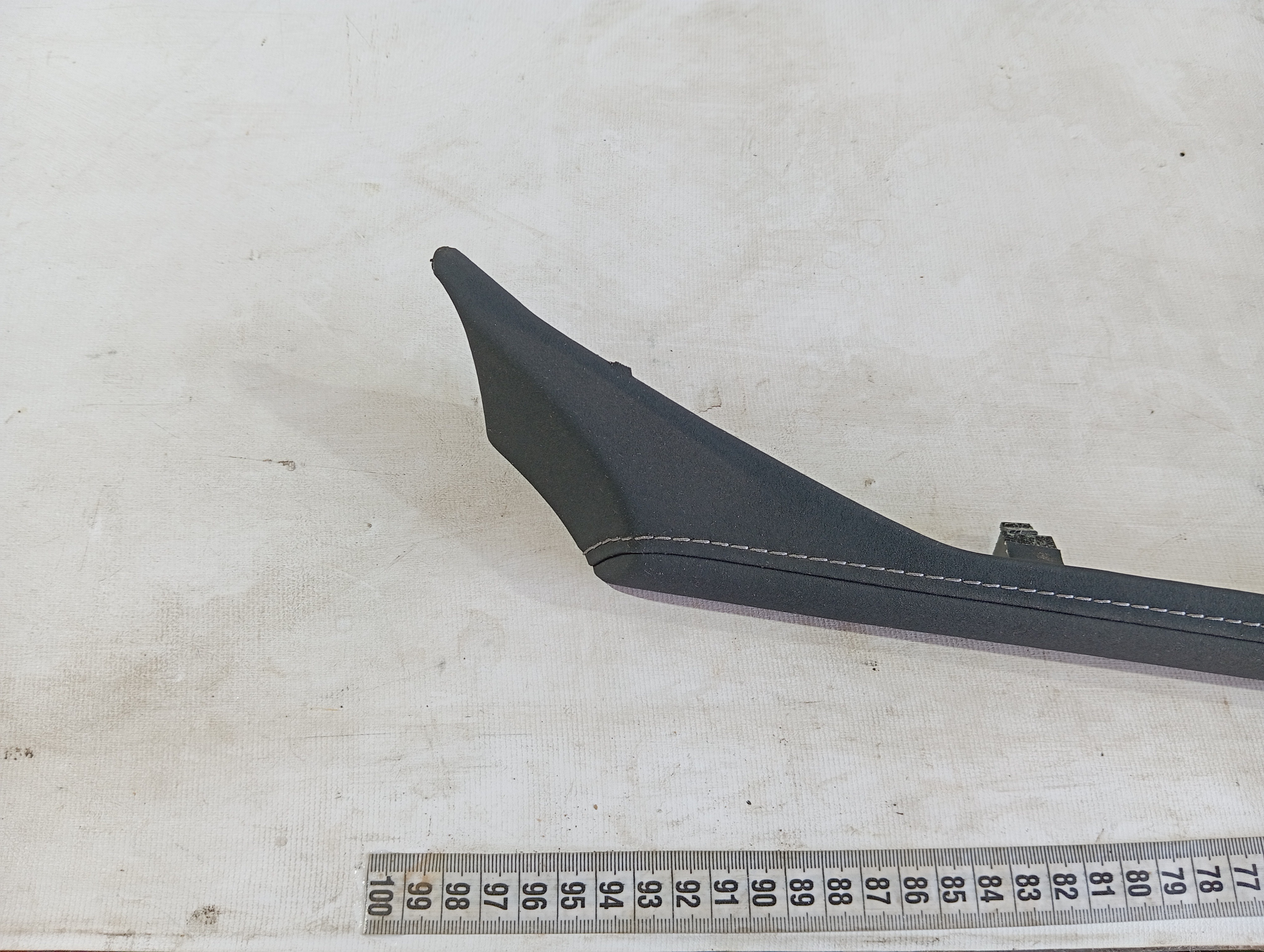 Acabamento Direito Painel Vw Taos Highline 250 2022 24 V601 8
