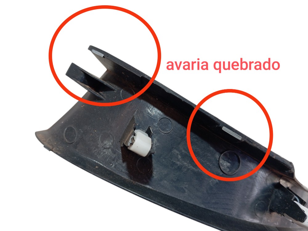 Acabamento Direito Console Land Cruiser Prado 2005 V620 6