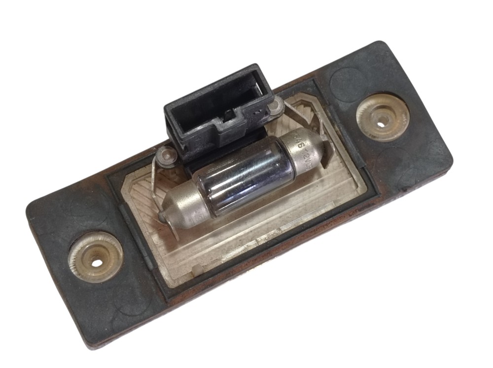 Luz Placa Porsche Cayenne 2003 V371 7