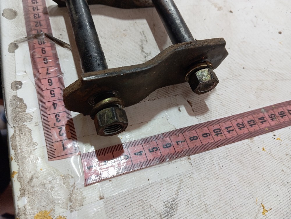 Suporte feixo mola Mitsubishi L200 Sport 2004 a 07 V638 7