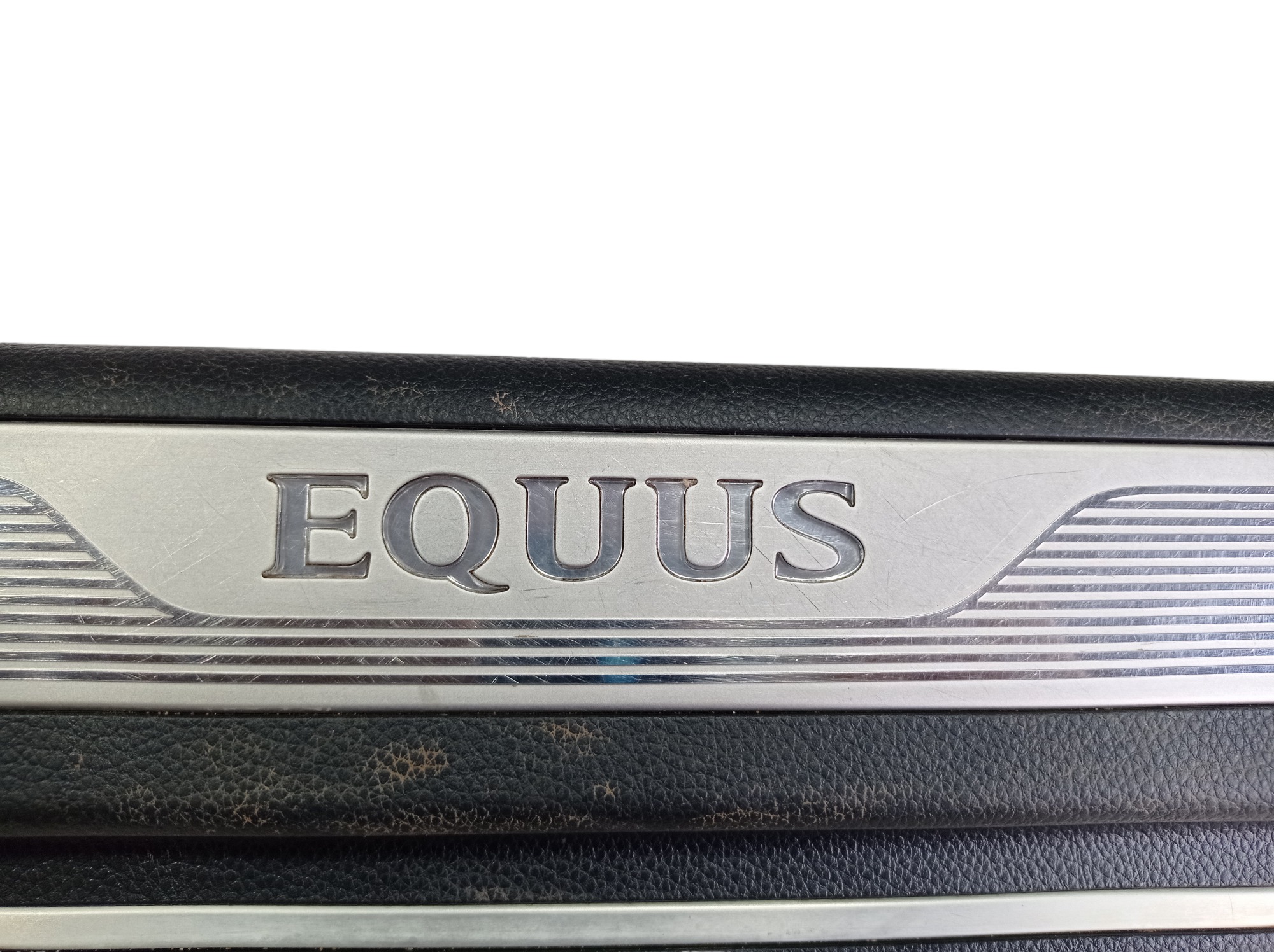 Soleira Porta Dianteira Esquerda Hyundai Equus 2013 V577 6
