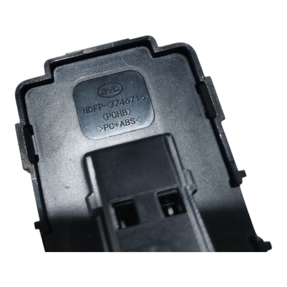 Botão Vidro Traseiro Esquerdo Byd Dolphin Gs 2024 2025 V666 3