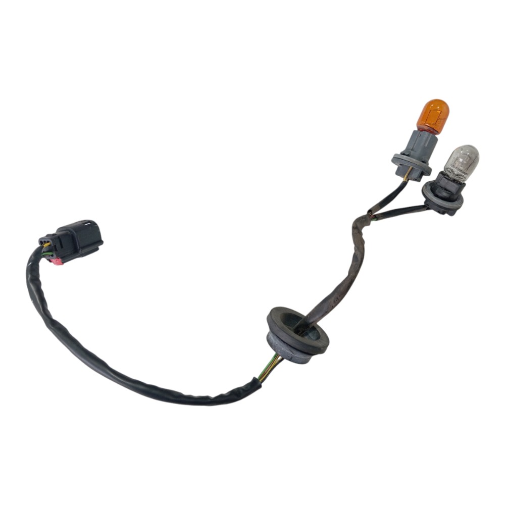 Soquete Lanterna Traseira Gm Tracker 2020 2025 V627 Ambos Lados 4