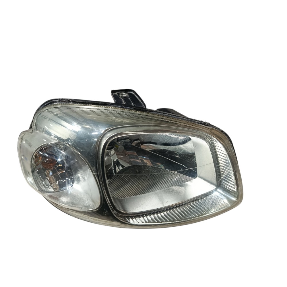Farol Direito Fiat Uno 2015