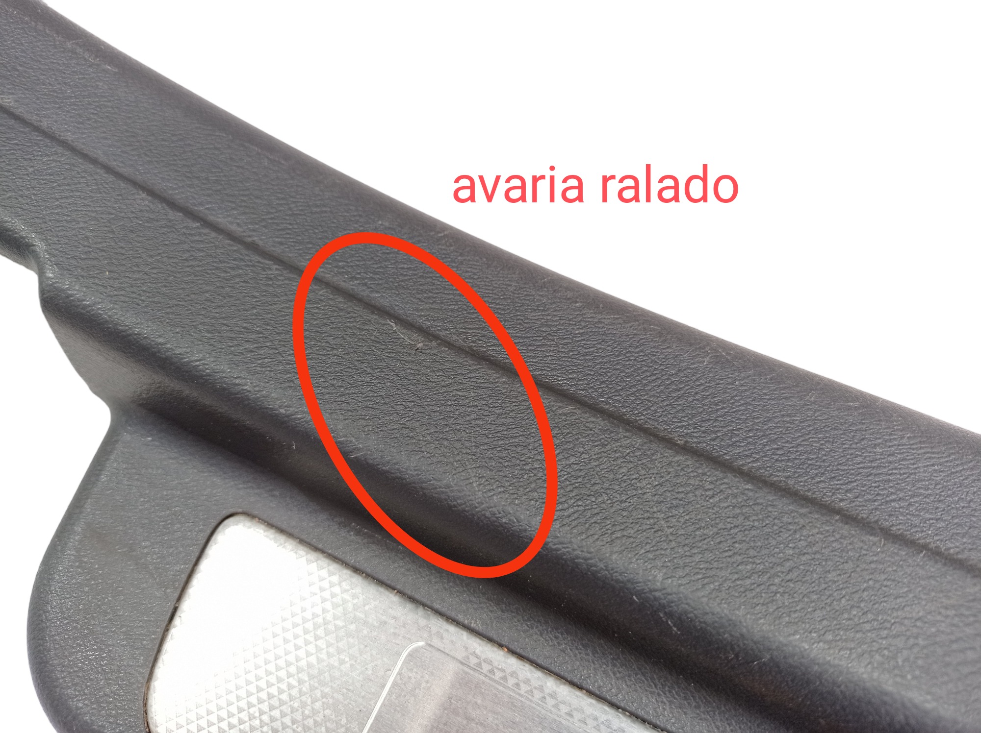 Soleira Traseira Direita Hyundai Azera 2011 V579 6