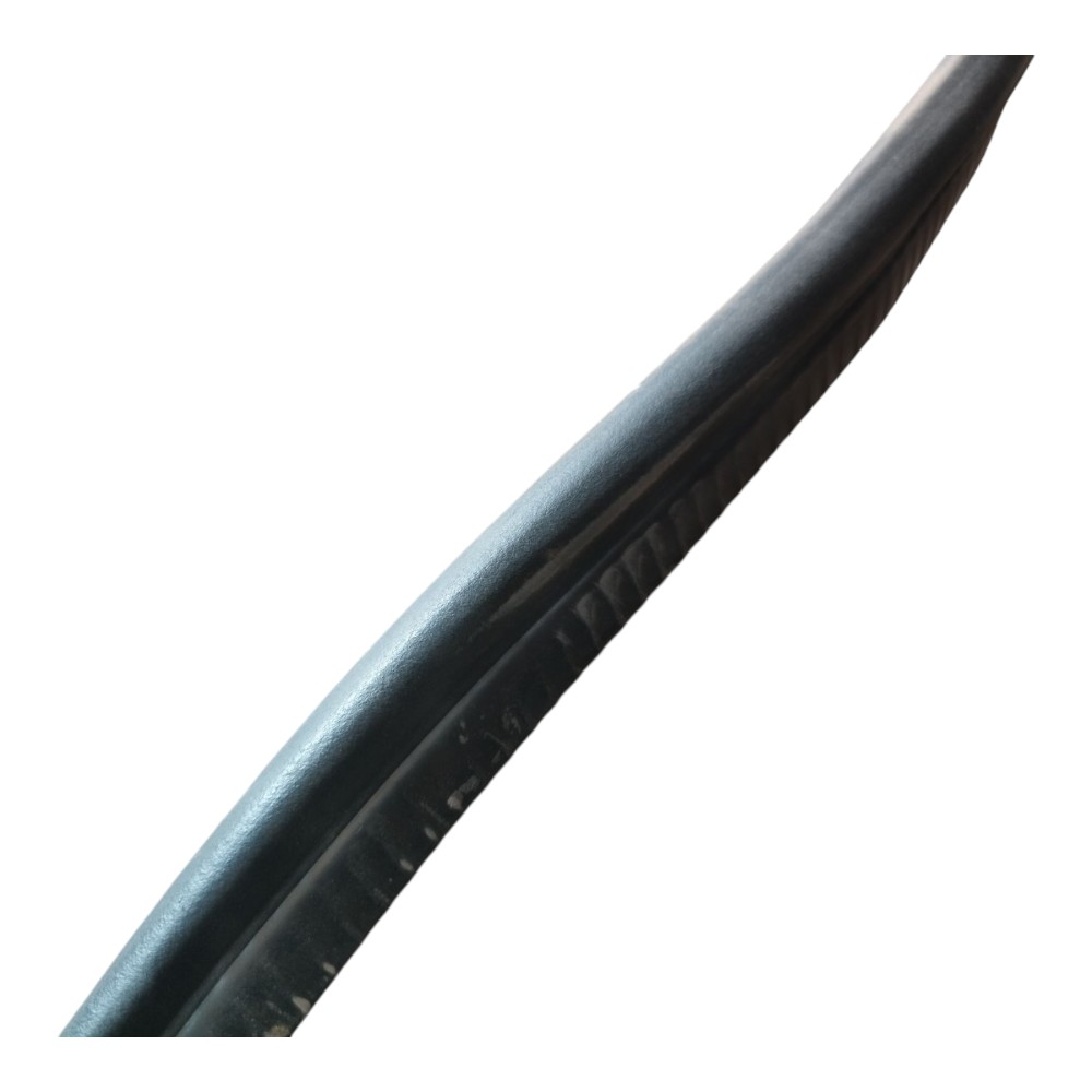 Borracha Tampa Traseira Mercedes C180 2002 2007 V661 8