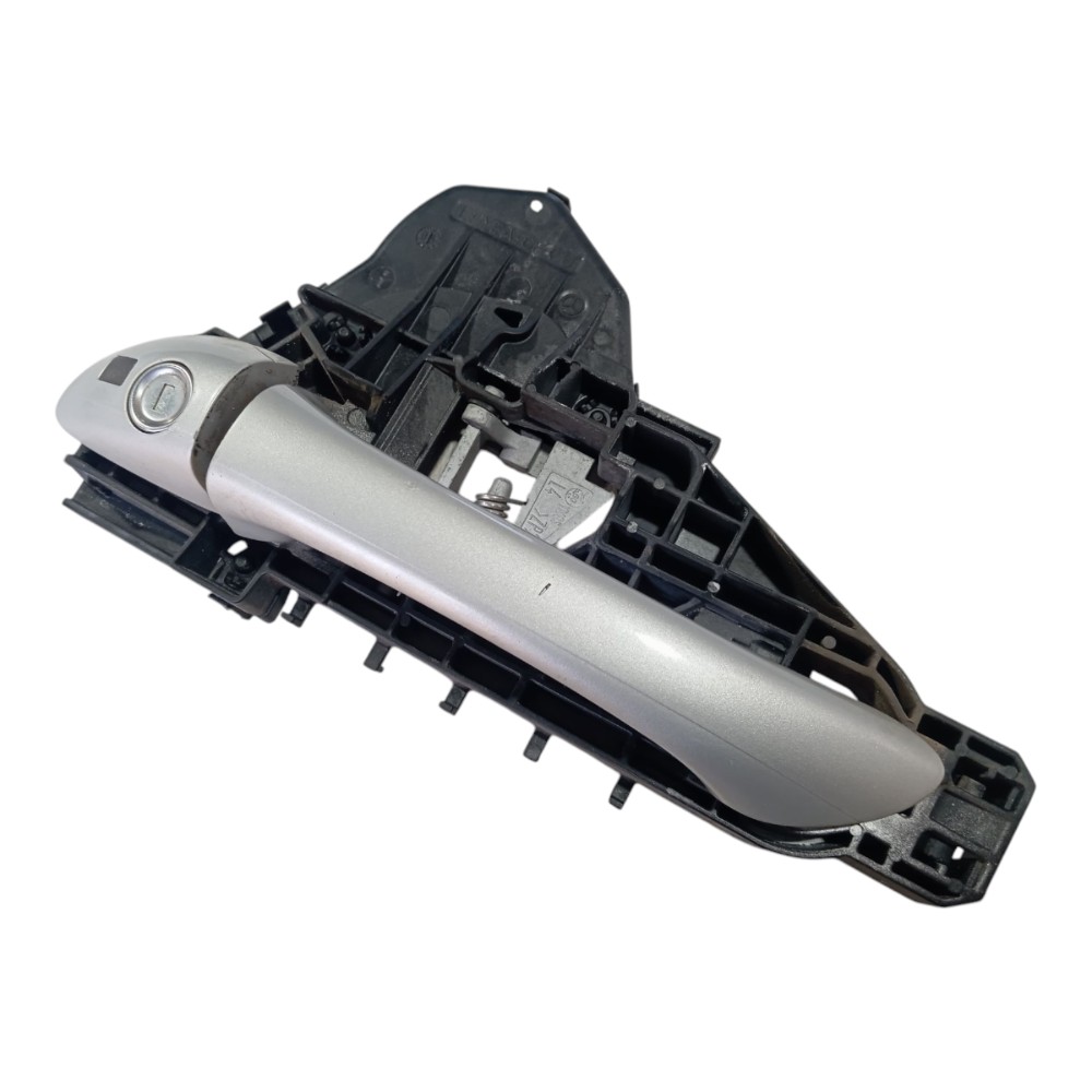 Maçaneta Ext Porta Dianteira Esquerda Mercedes B180 10 V630 Dianteira 1