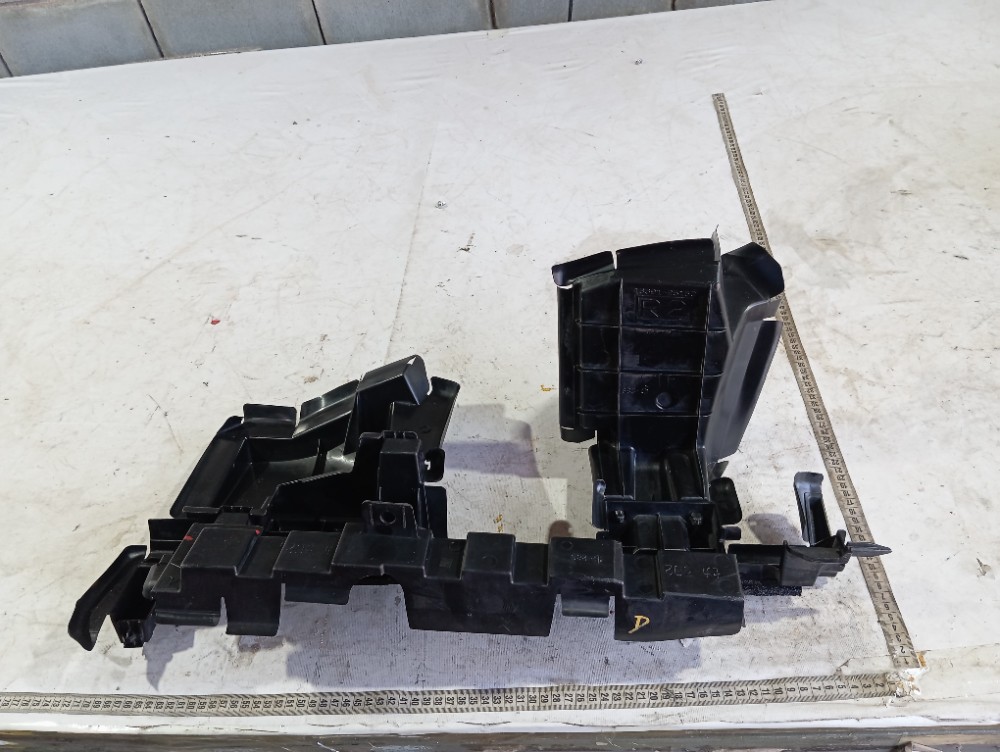 Defletor Direito Radiador Lexus Rx500hf 2023 V619 10