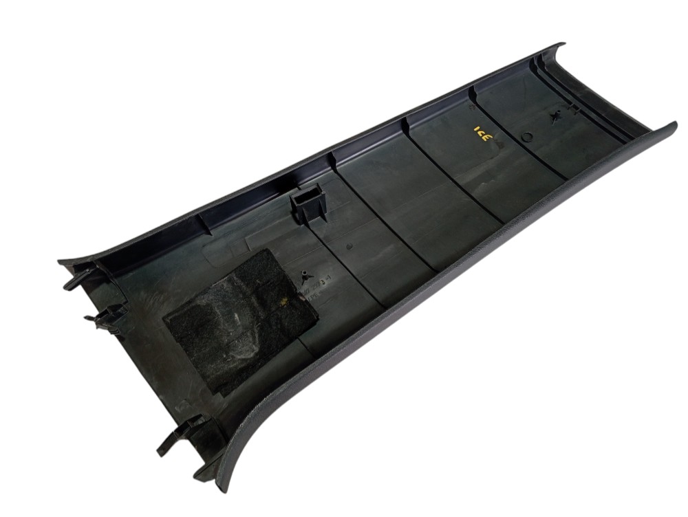 Acabamento Coluna Inferior Central Esquerda Vw Golf 2001 1