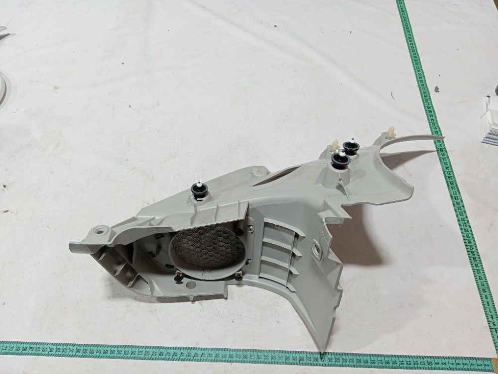Suporte bagagito direito Vw Gol 2020 10