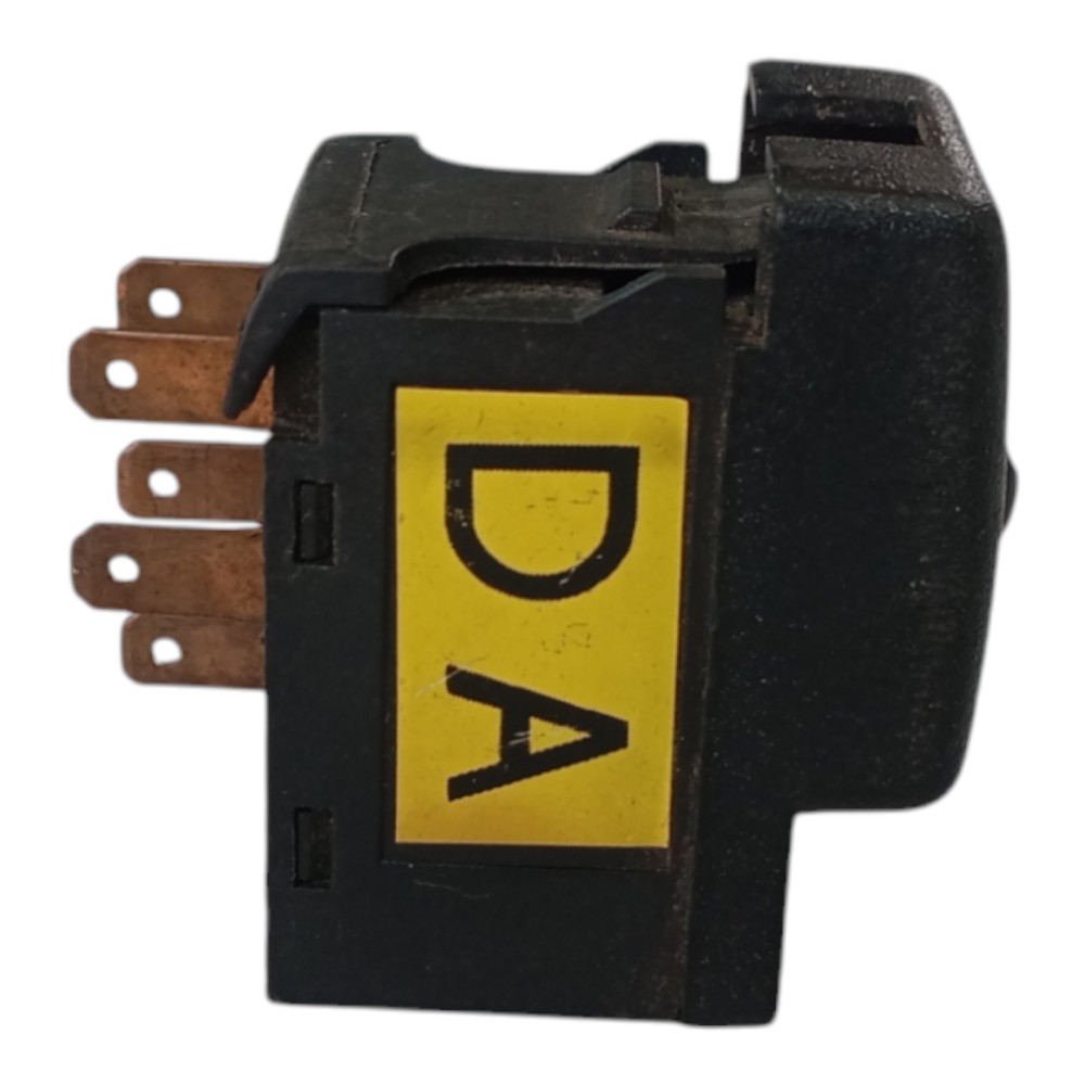 Botão Regulagem Farol Gm Omega 1993 A 1998 90214667 10