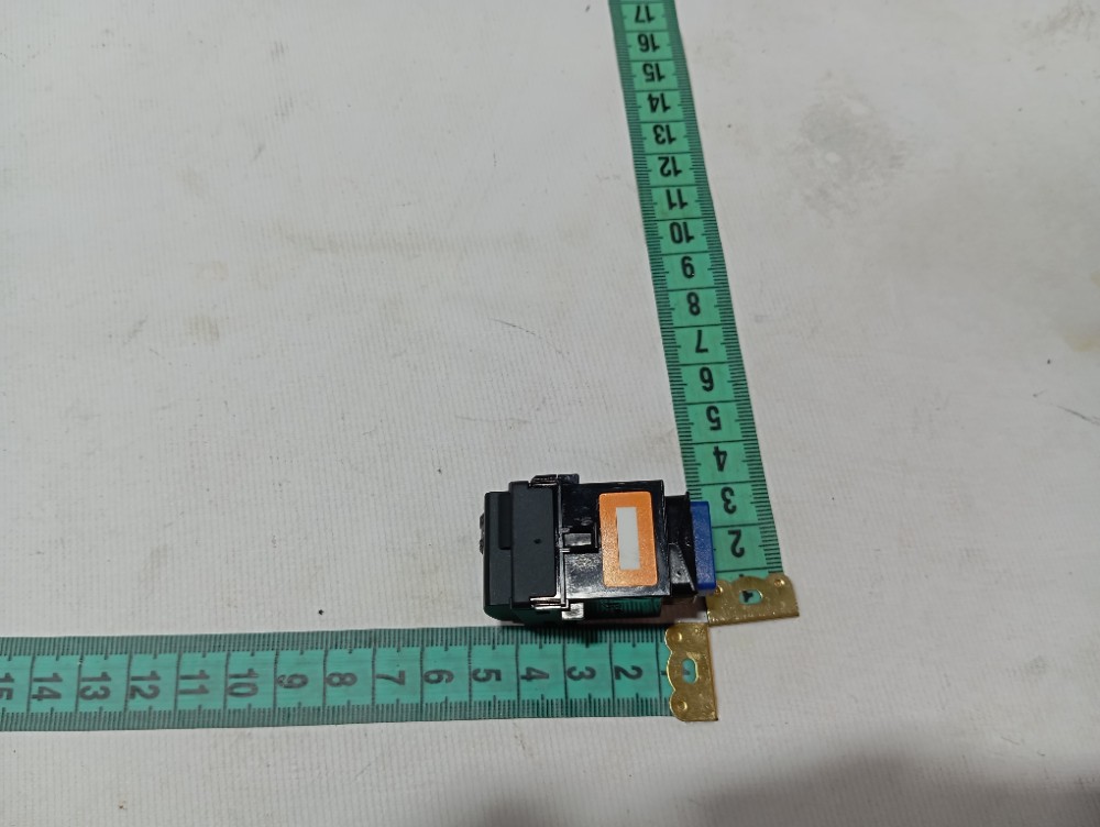 Botão regulagem farol Toyota Corolla 2023 9