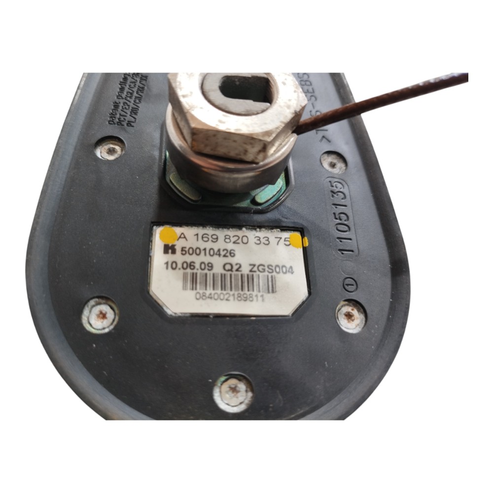 Antena Mercedes B180 2010 V630 3