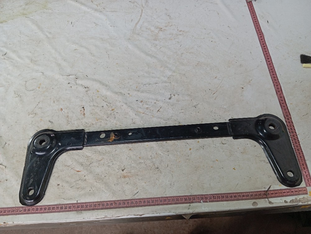 suporte quadro dianteiro Renault Zoe 2022 a 23 V639 8