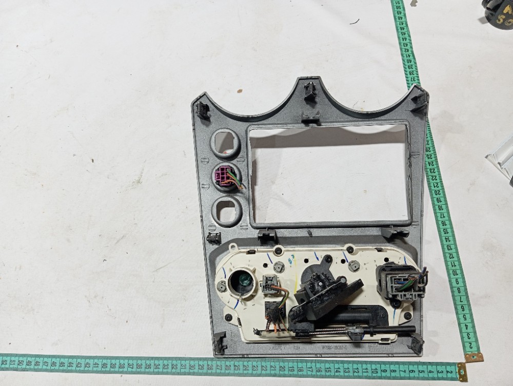 Moldura comando ar condicionado Ford Fiesta 2008 9