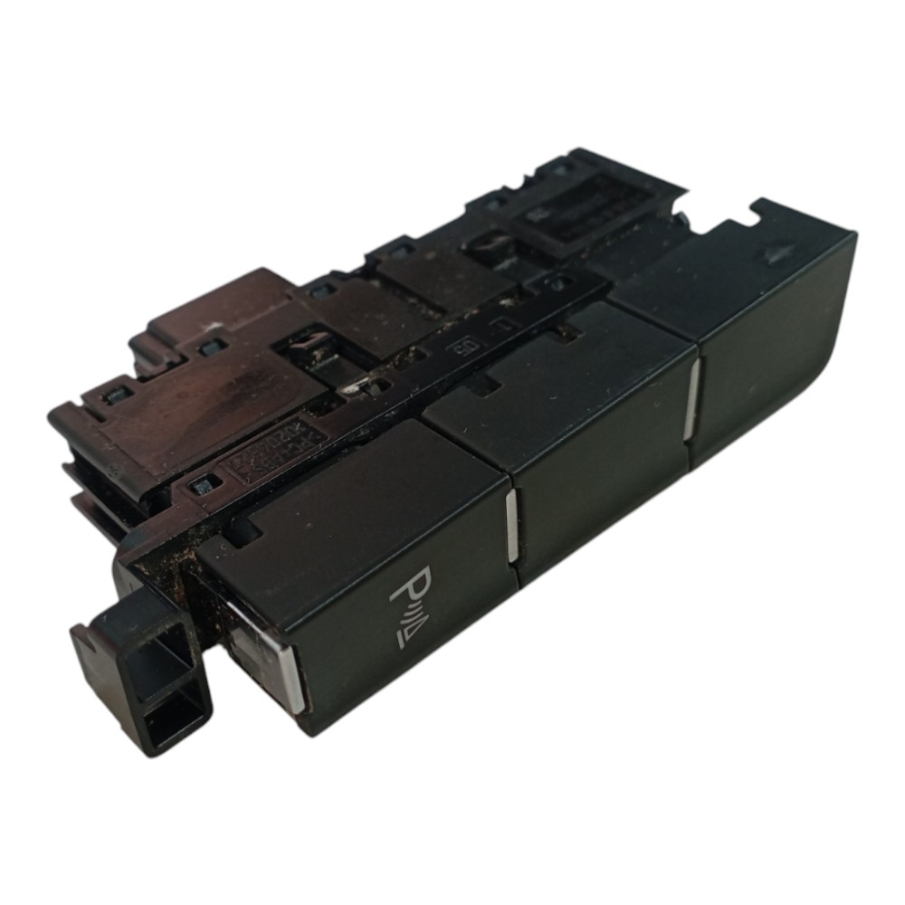 Botao Sensor Estacionamento  Vw Golf Highline 2014 1.4 V626 8