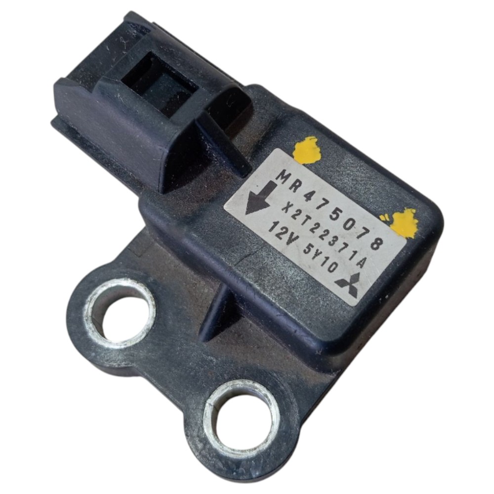 Sensor colisão Mitsubishi L200 Sport Hpe 2004 A 07 V647