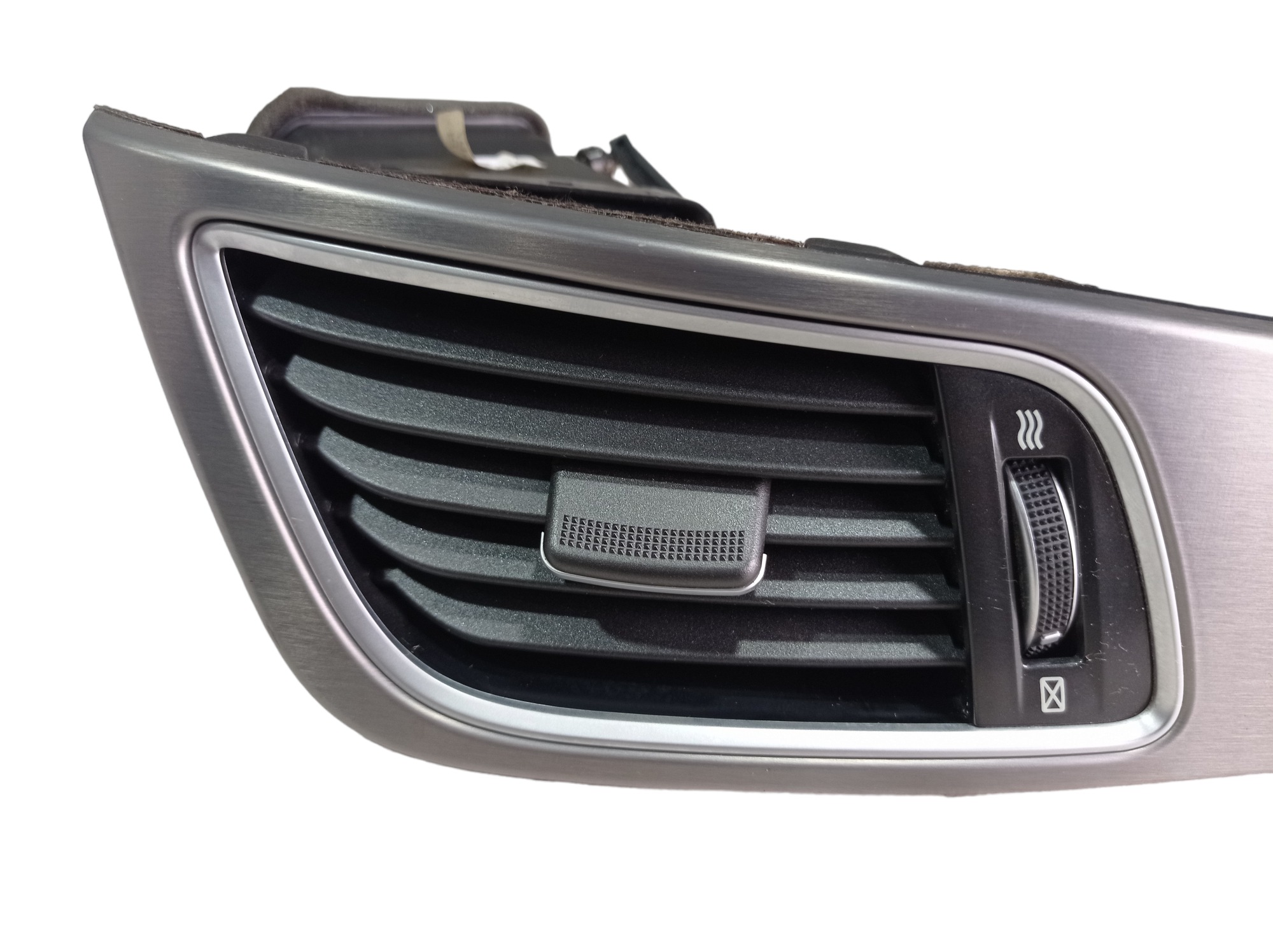 Difusor Ar Direito Central Painel Hyundai Equus 2013 V577 7