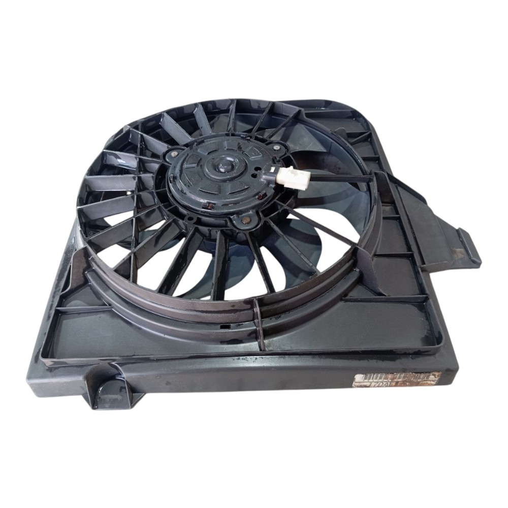 Ventoinha Direito Radiador Chryler Grand Caravan 3.3 03 V578 3
